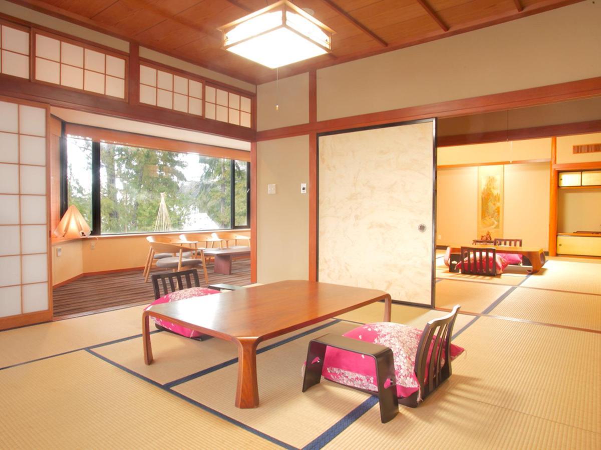 ホテル Notoya 小松市 エクステリア 写真