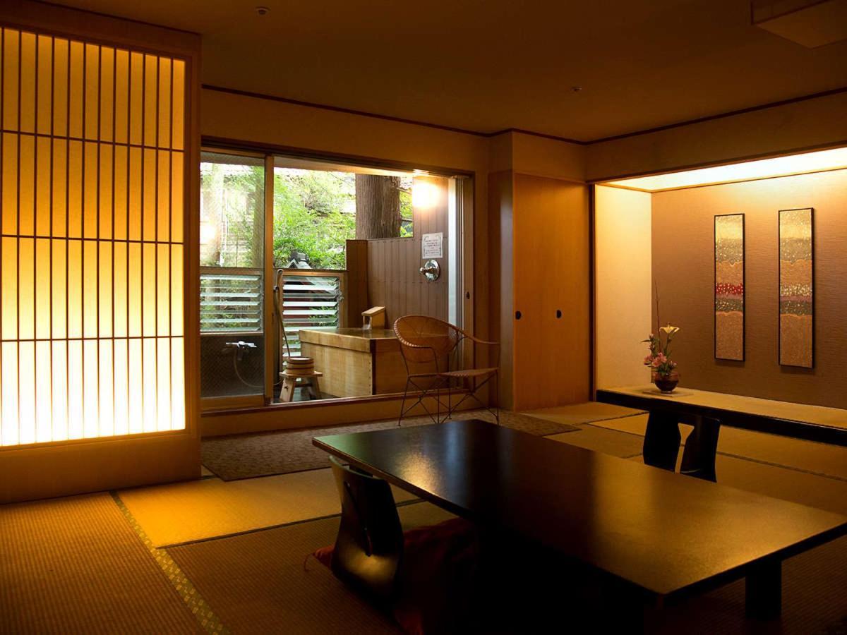 ホテル Notoya 小松市 エクステリア 写真